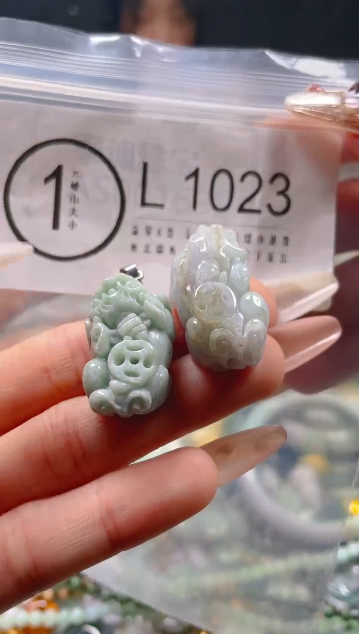 【闪购商品】翡翠颈饰未镶嵌/L/翡翠A货一图一物
