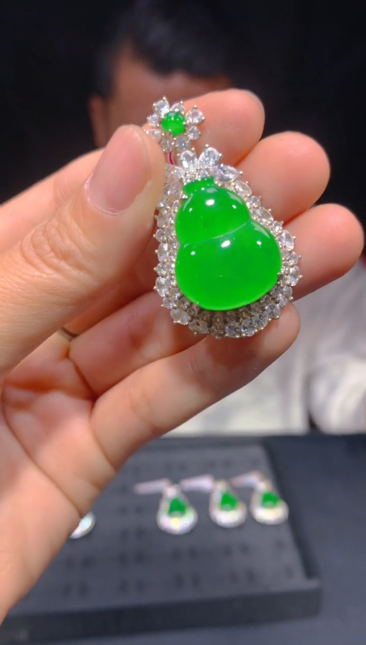 【闪购商品】定制翡翠未镶嵌63多样性发货（发其一）