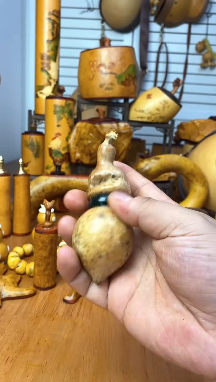 ?***海呼噜呼噜呼噜葫芦