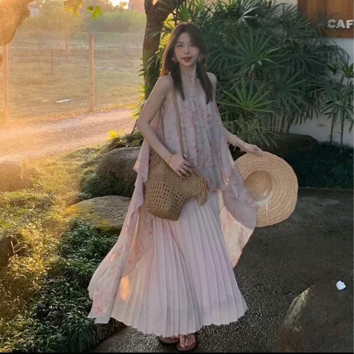 【小妍专属】海边度假风晕染碎花吊带连衣裙百褶长裙设计a字裙