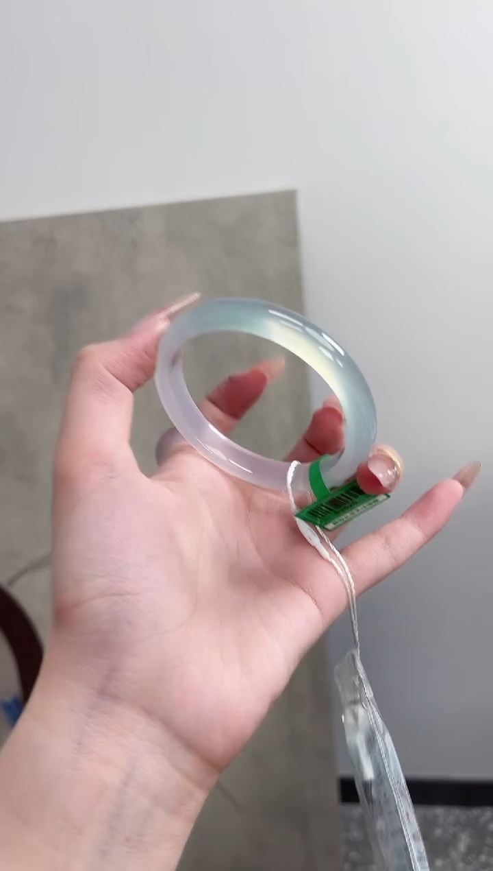 【闪购商品】玛瑙/玉髓手镯未镶嵌57圈