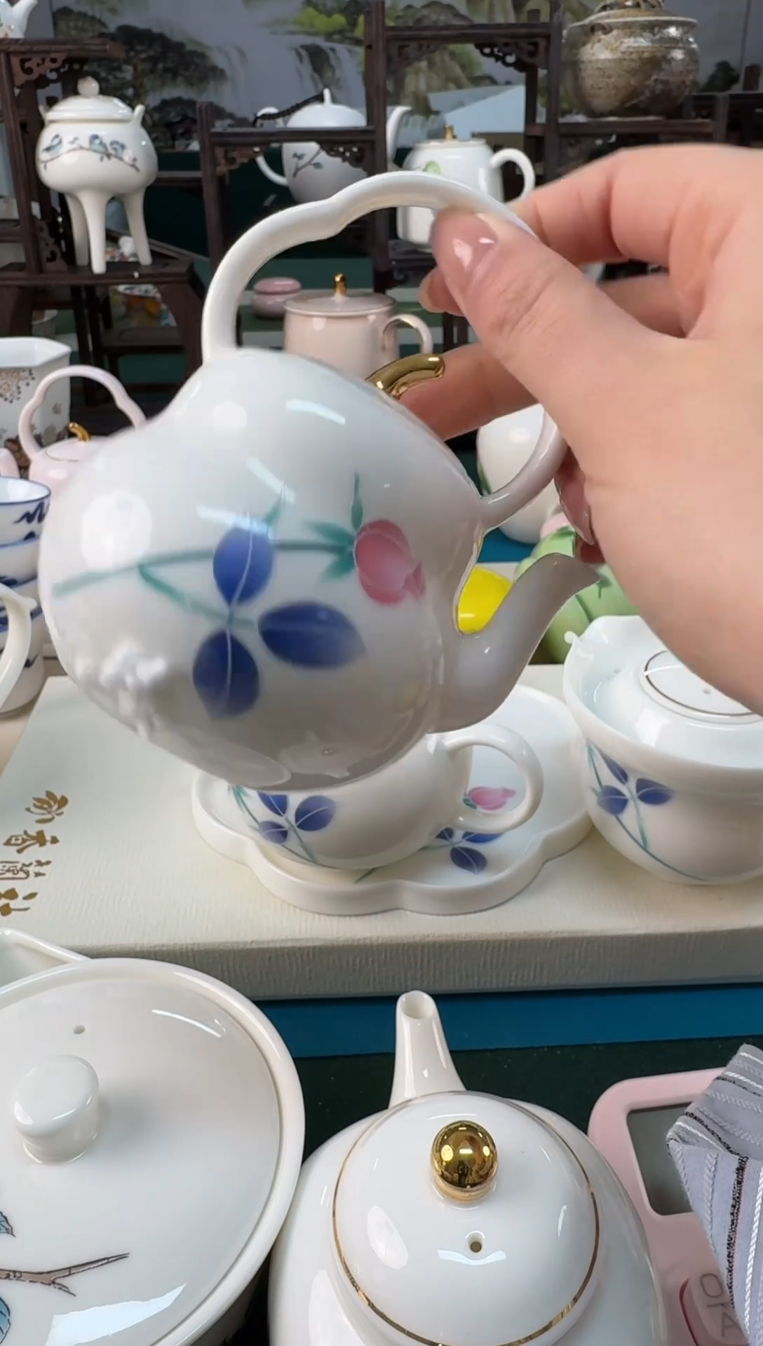 【闪购商品】瓷器 ······.......