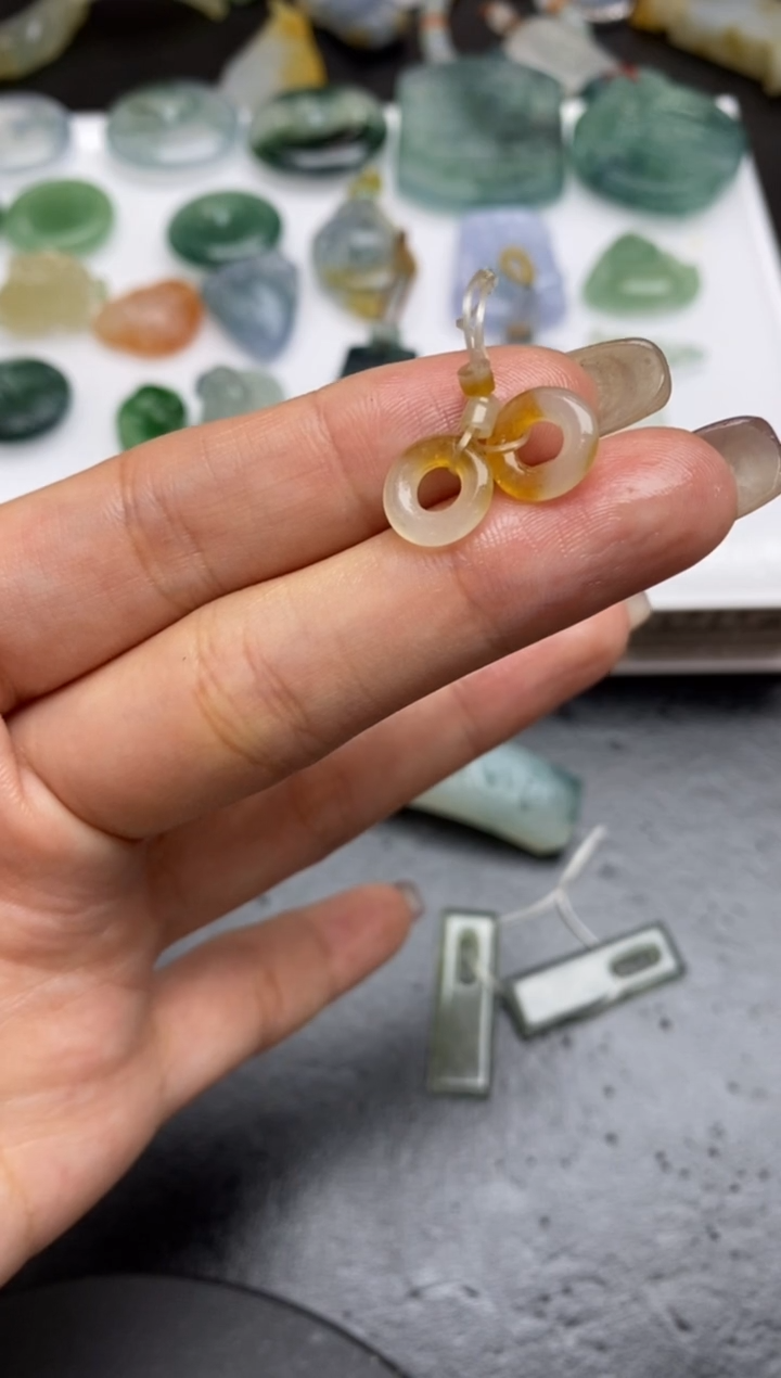 【闪购商品】定制翡翠未镶嵌翡翠毛货~