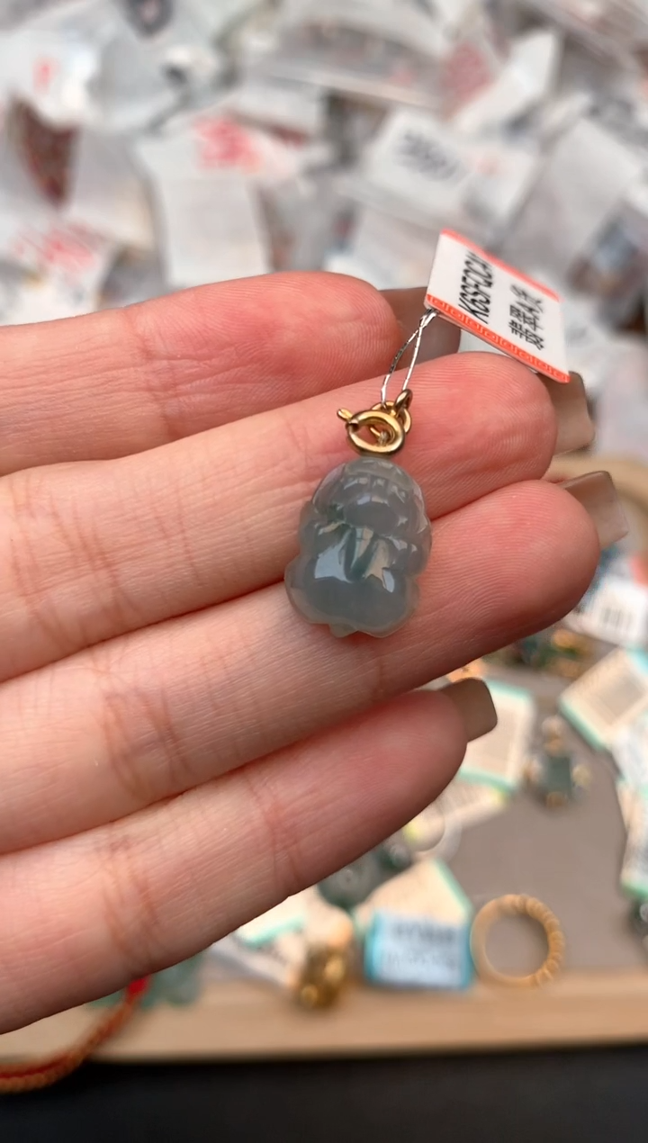 未镶嵌挂件翡翠一