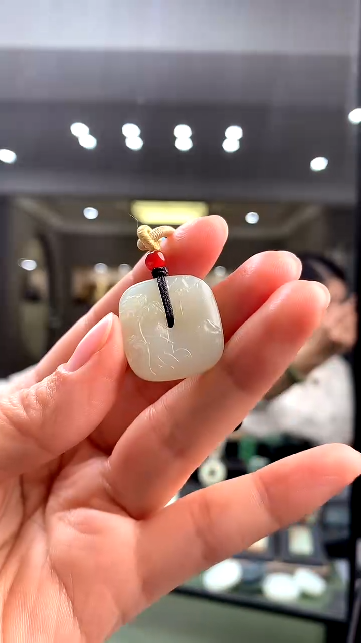 颈饰未镶嵌和田玉（****8挂件