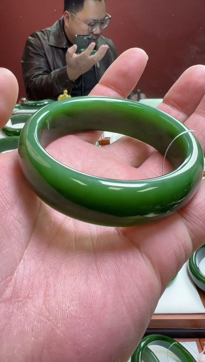 【闪购商品】和田玉手镯未镶嵌和田玉 手镯 未镶嵌