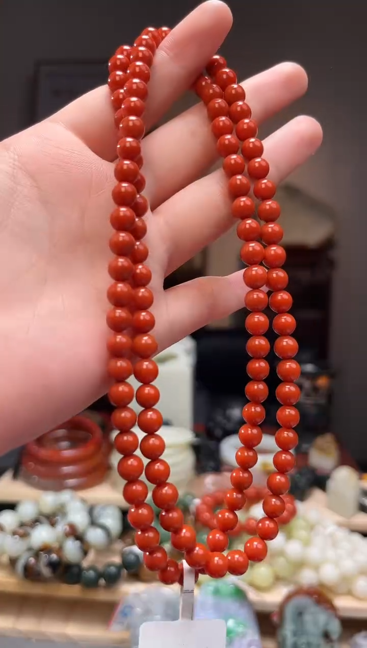 颈饰未镶嵌南红玛瑙吊坠