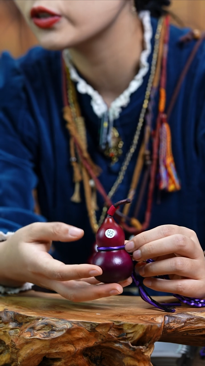 【闪购商品】155—光岳葫脖挂车挂天然大漆手捻小葫芦