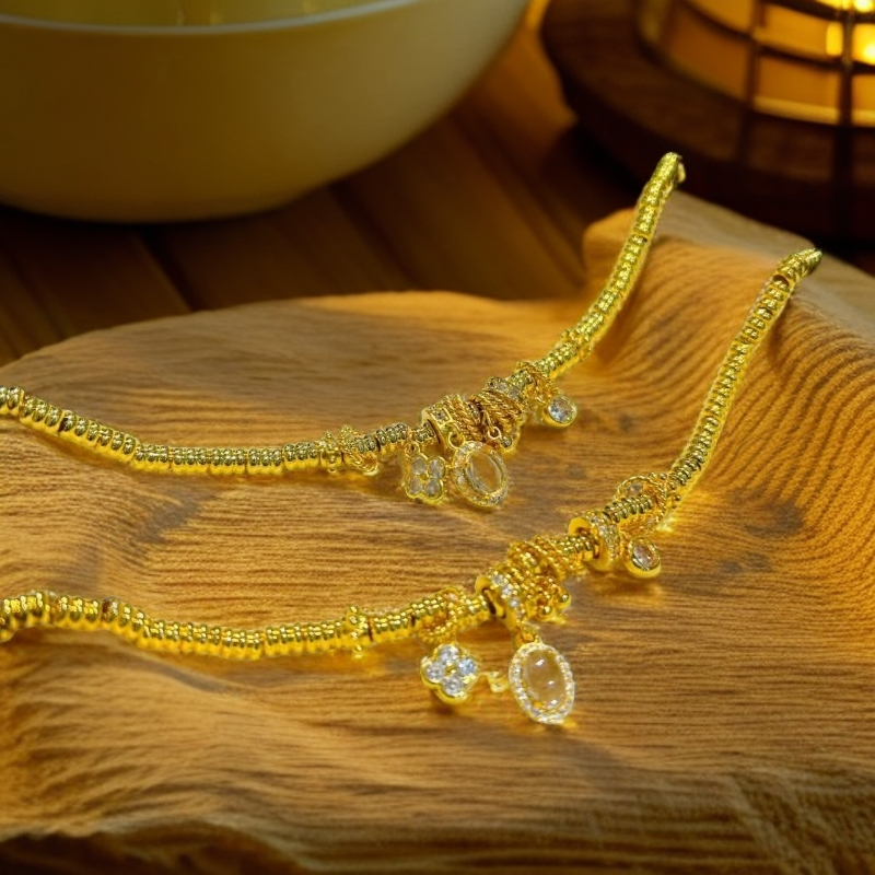 铜合金锆石项链 欧美风女铜合金铁合金项链百搭素款简约黄色首饰