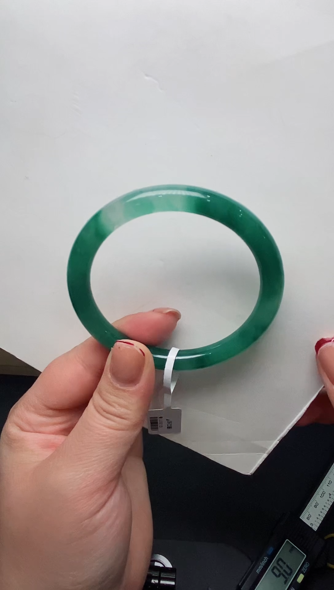 【闪购商品】石英质玉手镯未镶嵌22