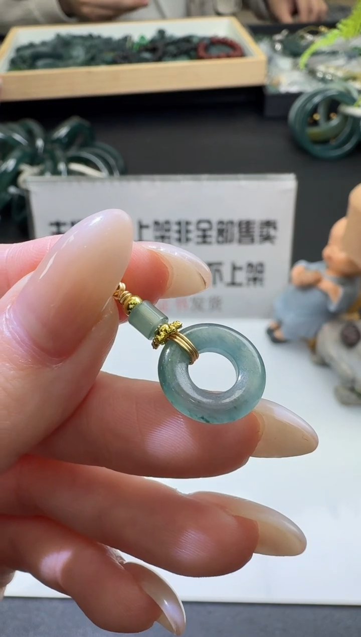 【闪购商品】翡翠颈饰未镶嵌00056443-多样性发货发一件