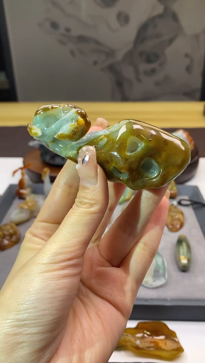 未镶嵌把件翡翠太湖石