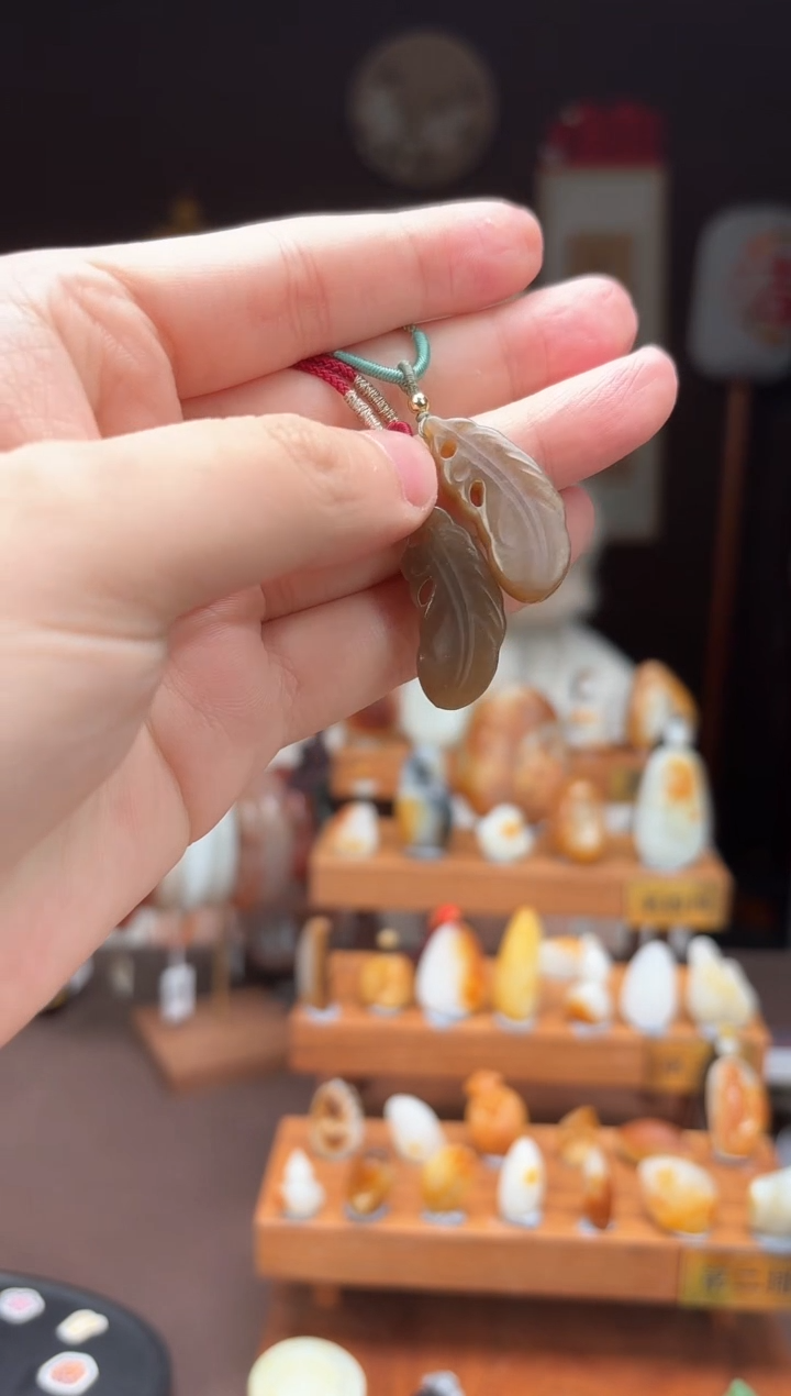 【闪购商品】和田玉YY2羽毛多样性发其一未镶嵌-