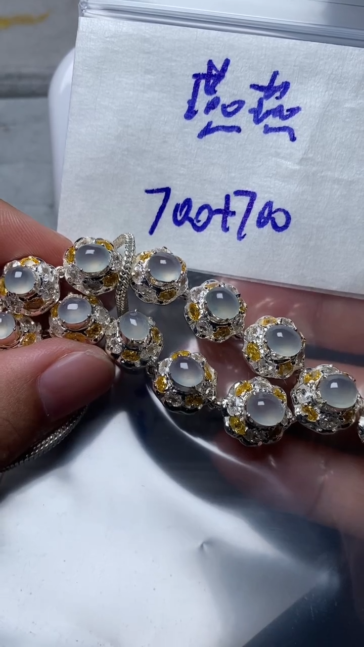 未镶嵌定制翡翠燕*天然缅甸翡翠A货