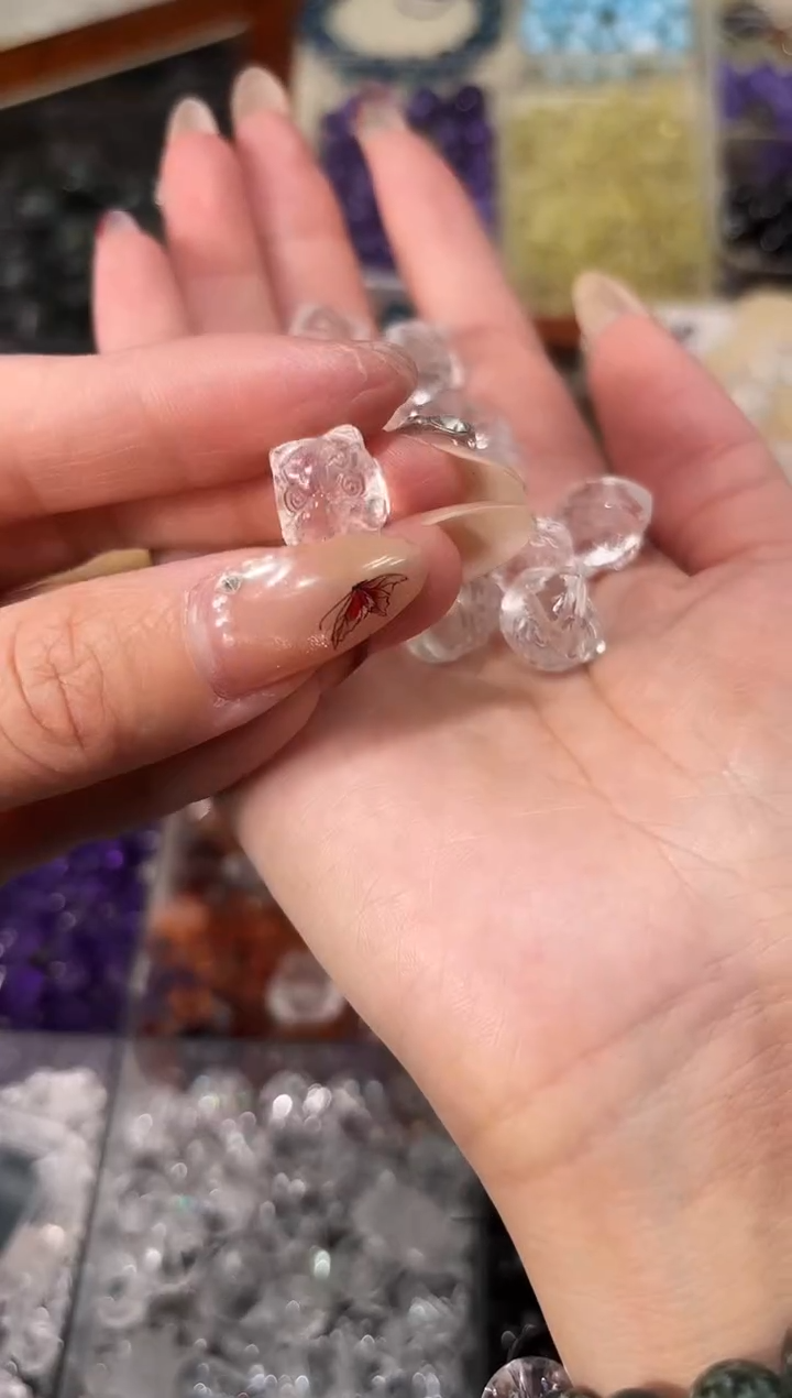 【闪购商品】水晶手串未镶嵌白水晶醒狮一个宽卡12