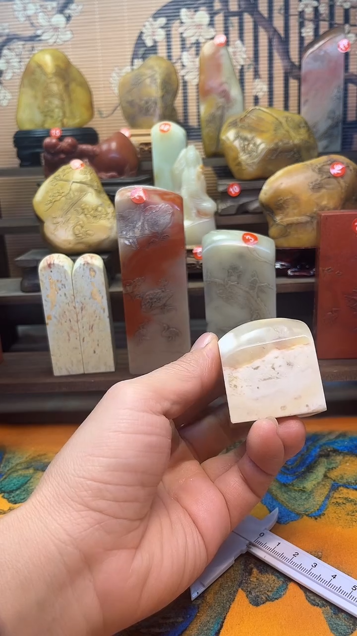 寿山石印石书****。寿山石印章材料