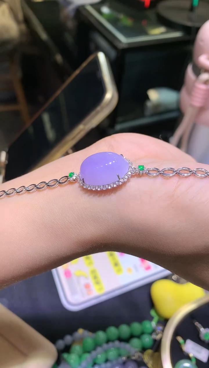 【闪购商品】翡翠吊坠(不含链)18K金镶嵌手链