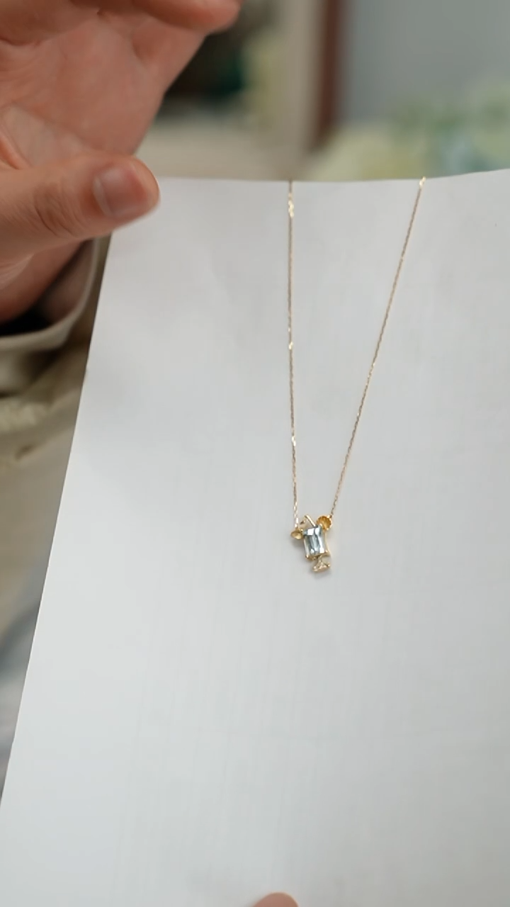 【闪购商品】海蓝宝石颈饰18K金镶嵌项链