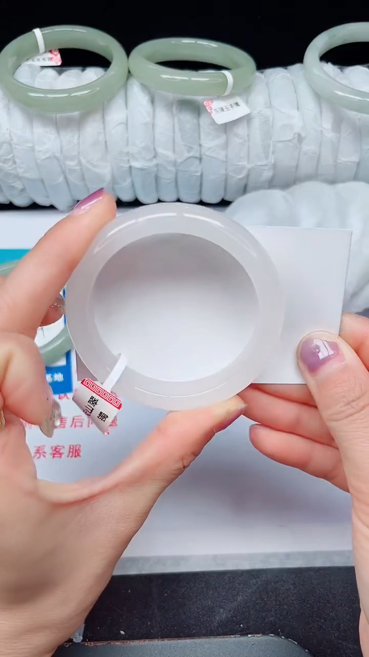 未镶嵌手镯石英质玉59-52/53