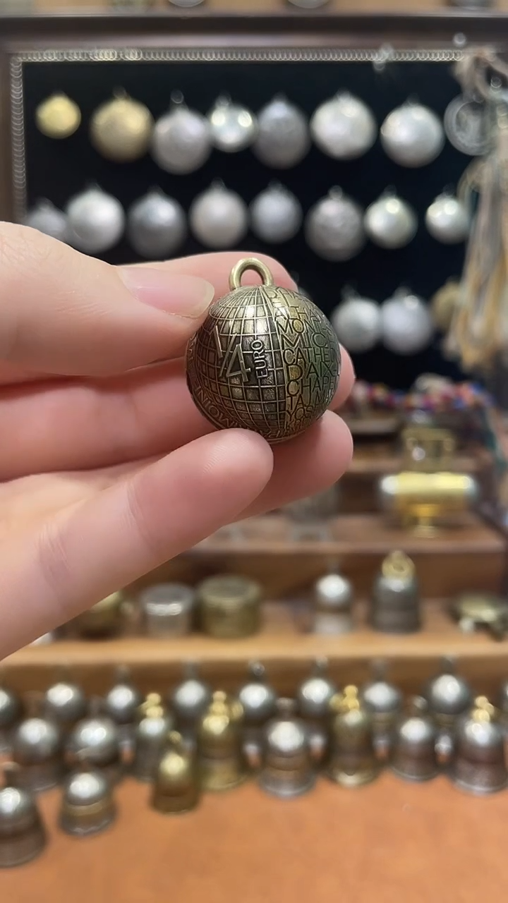 紫禁城圆铃铛双面币值款