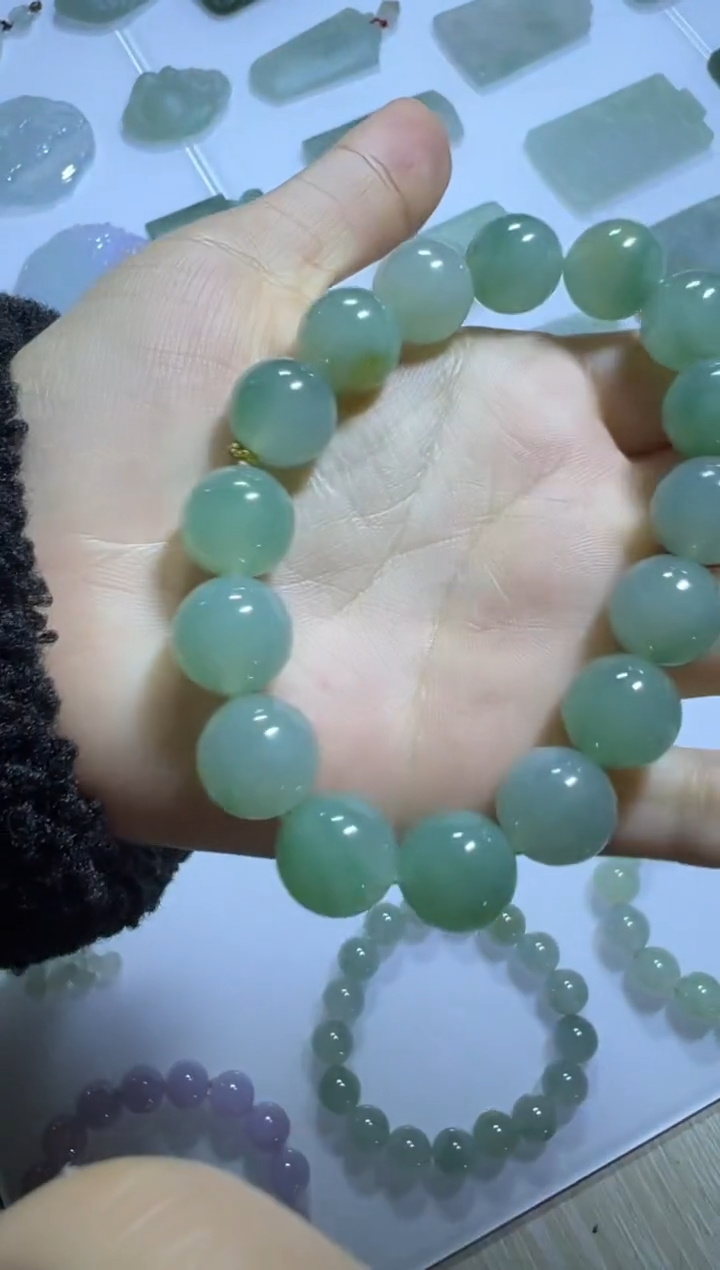 【闪购商品】定制翡翠未镶嵌手串