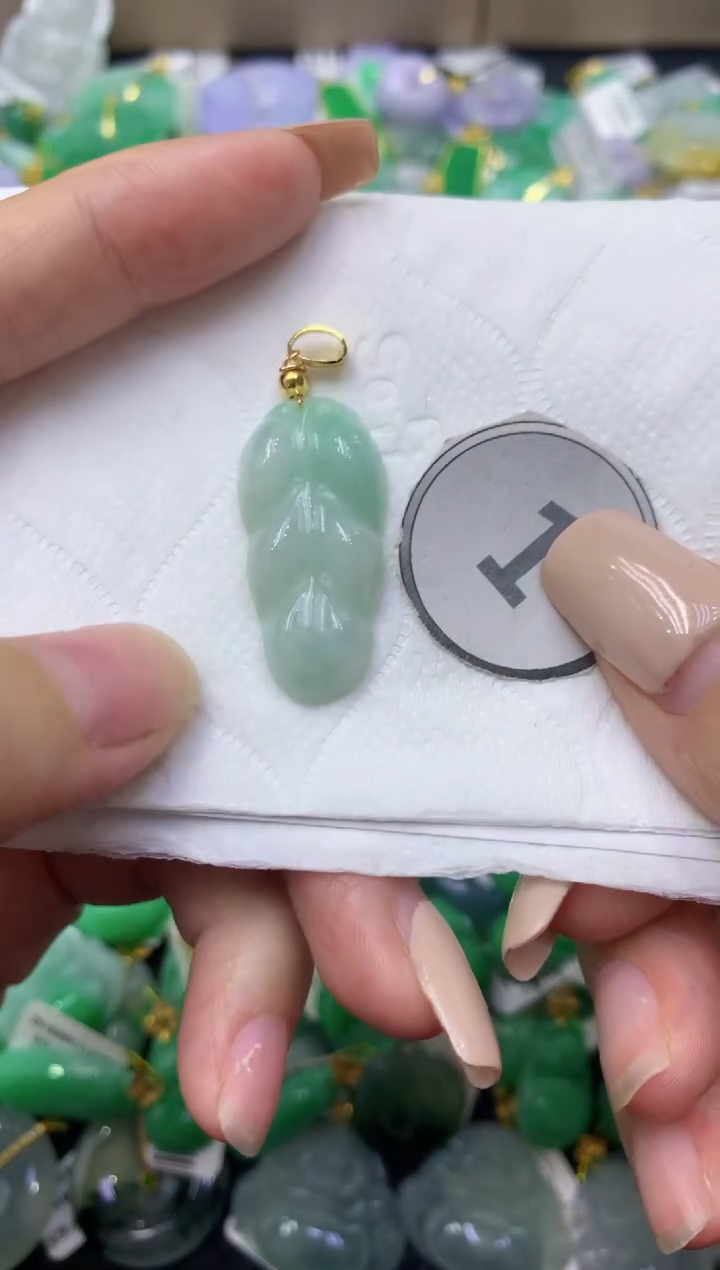 颈饰未镶嵌翡翠天然缅甸翡翠A货