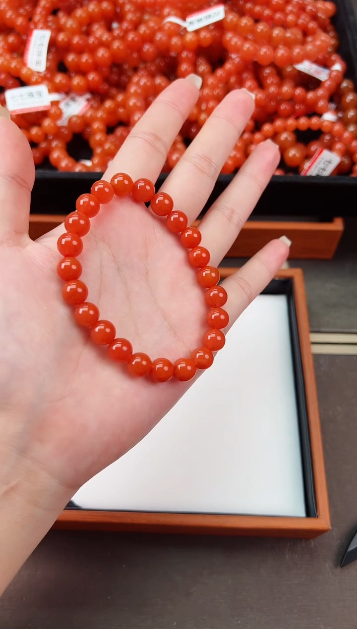 【闪购商品】南红玛瑙手串未镶嵌滴水洞亮光高品8+一条