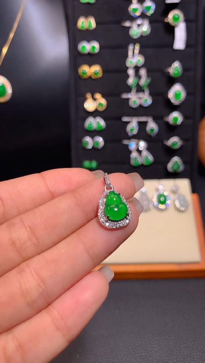 【闪购商品】翡翠颈饰银S925镶嵌多样性