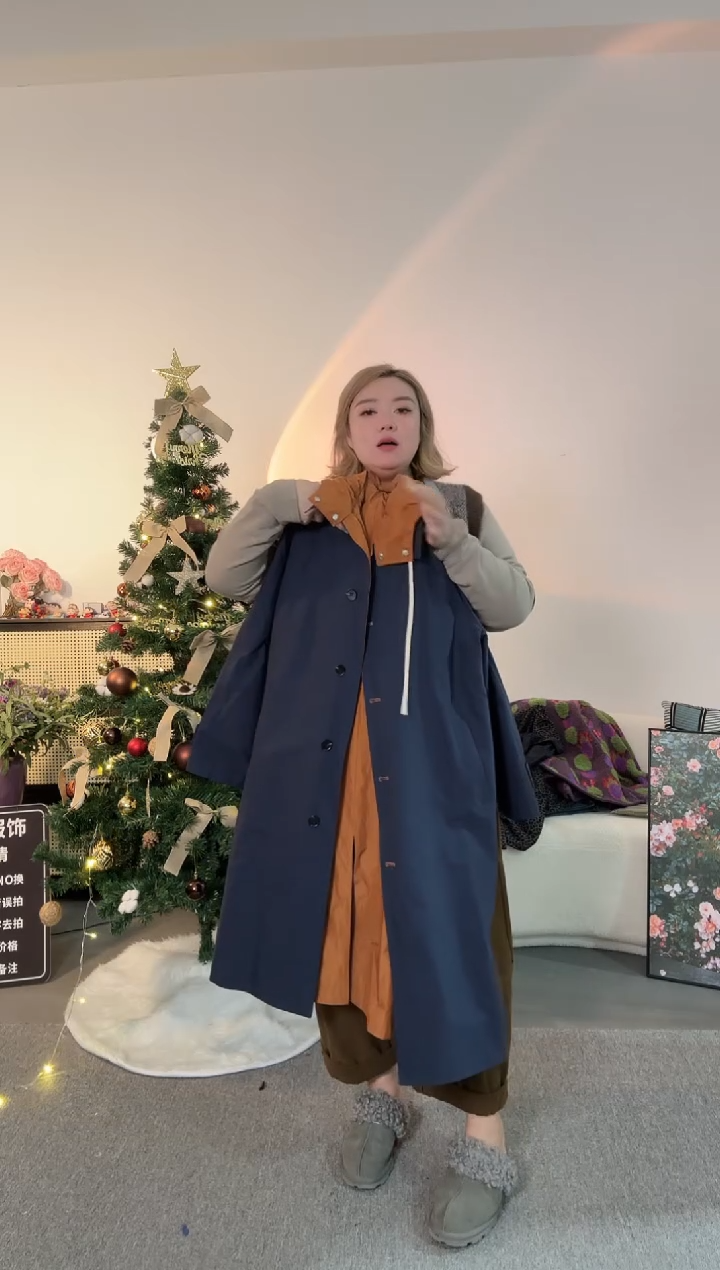 三醋酯纤维蓝色长款风衣 穿180斤