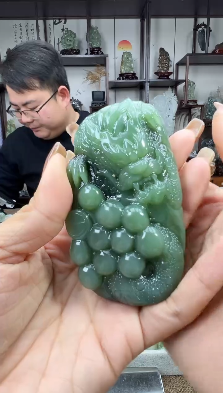 未镶嵌和田玉把件1