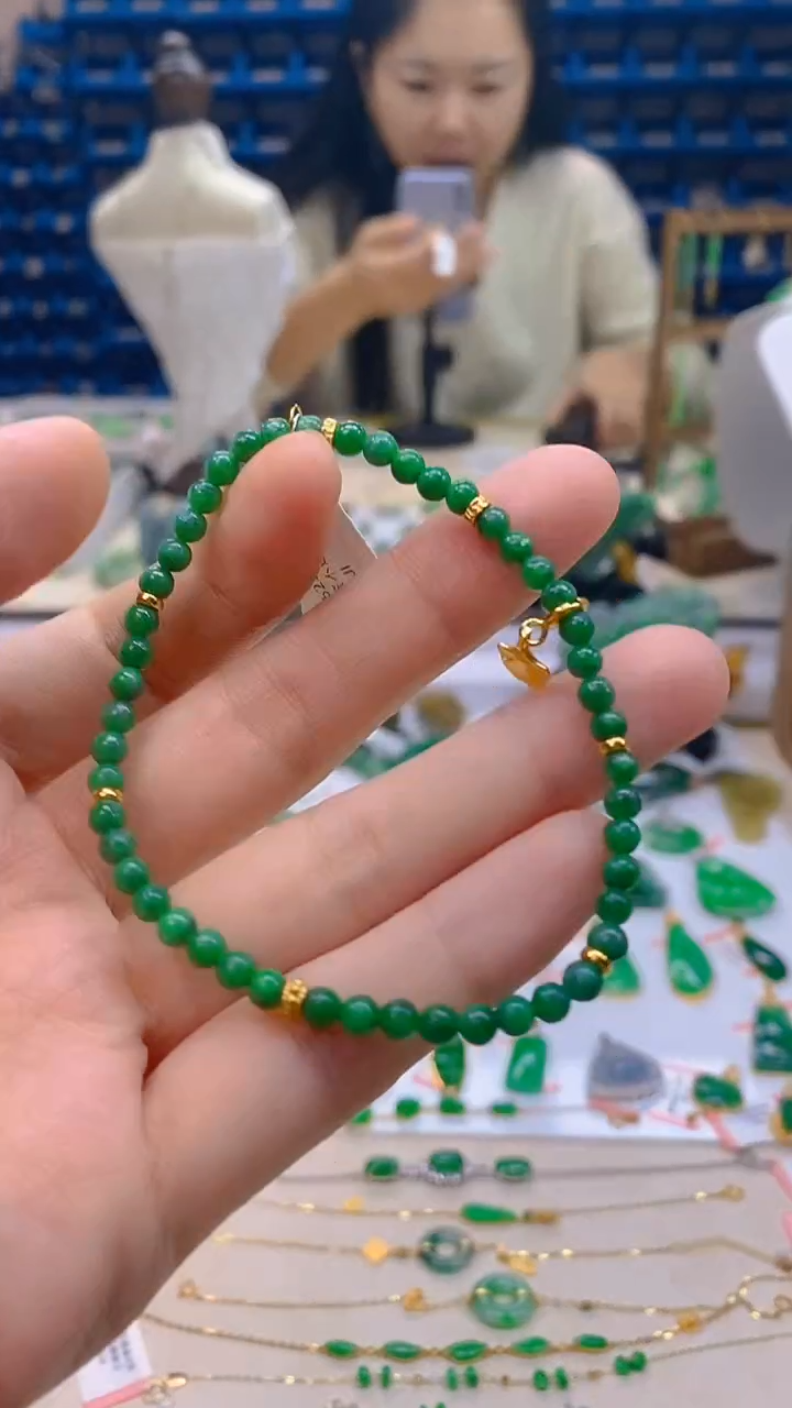 颈饰未镶嵌翡翠新号开播 全场乱卖