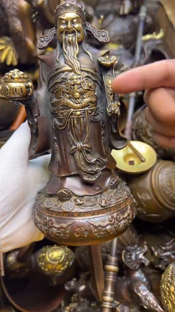 精美铜器，点击下单
