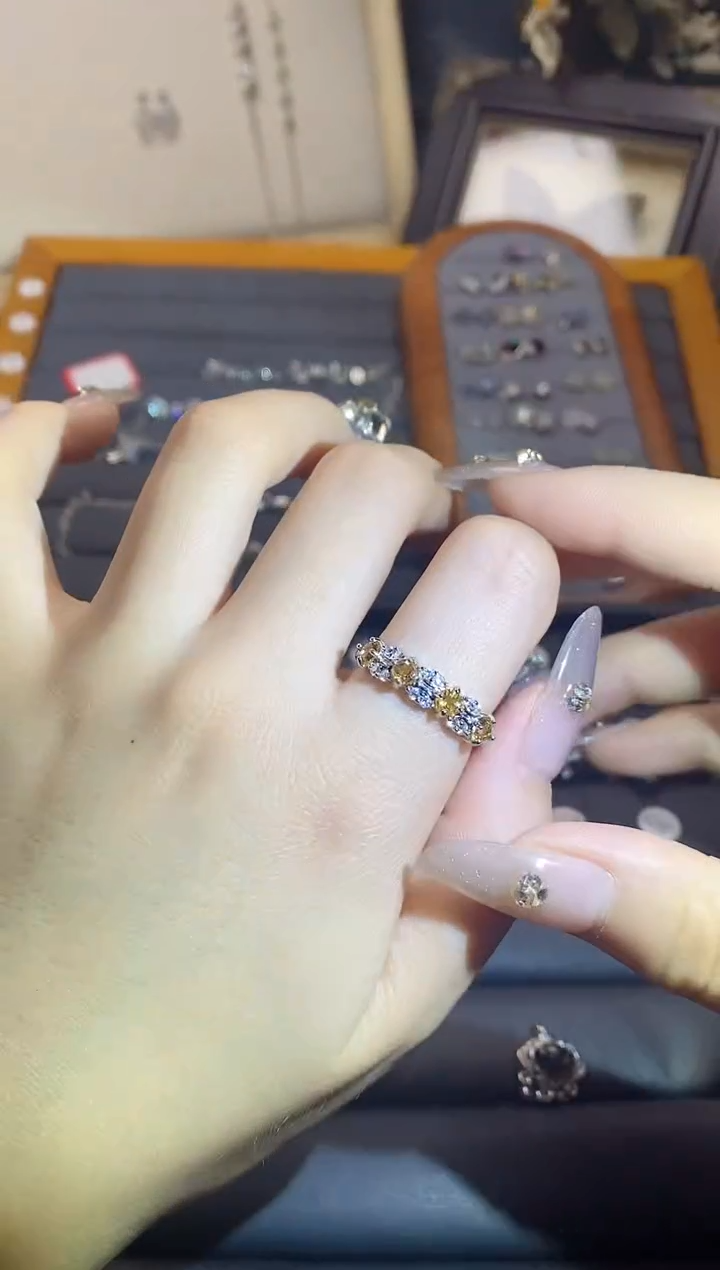 【闪购商品】水晶手链银S925镶嵌A85  