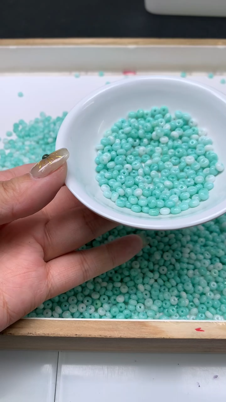 未镶嵌散珠玛瑙/玉髓E927 青 蓝 色算盘2*4mm100个8元