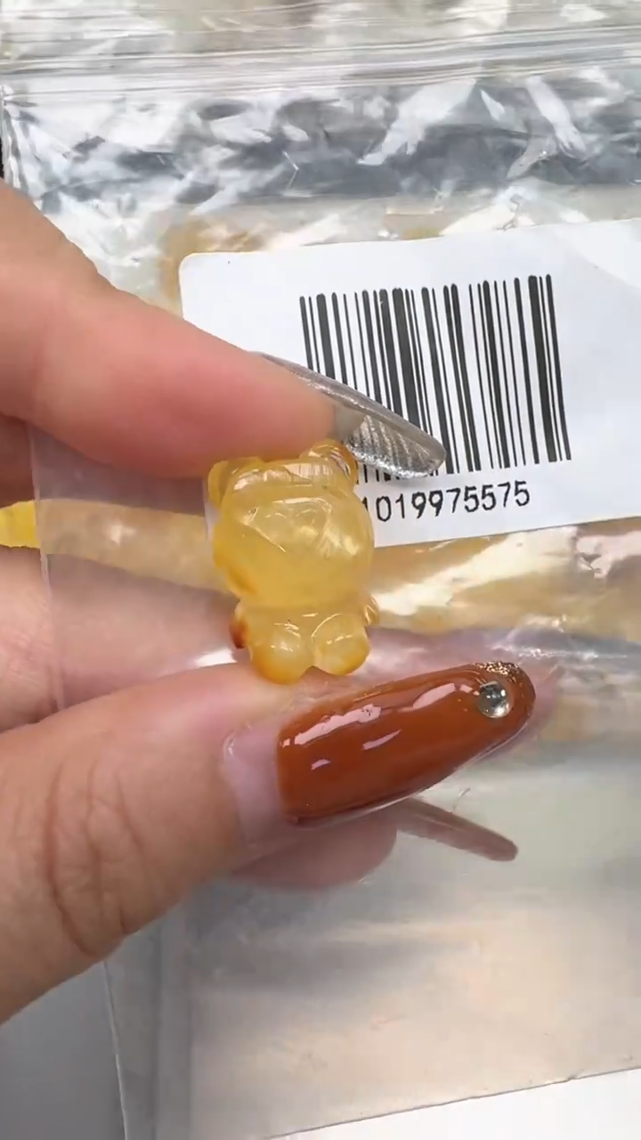 裸石琥珀未镶嵌如图