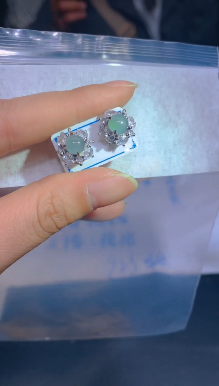 【闪购商品】定制翡翠未镶嵌30定制翡翠多样性发其一