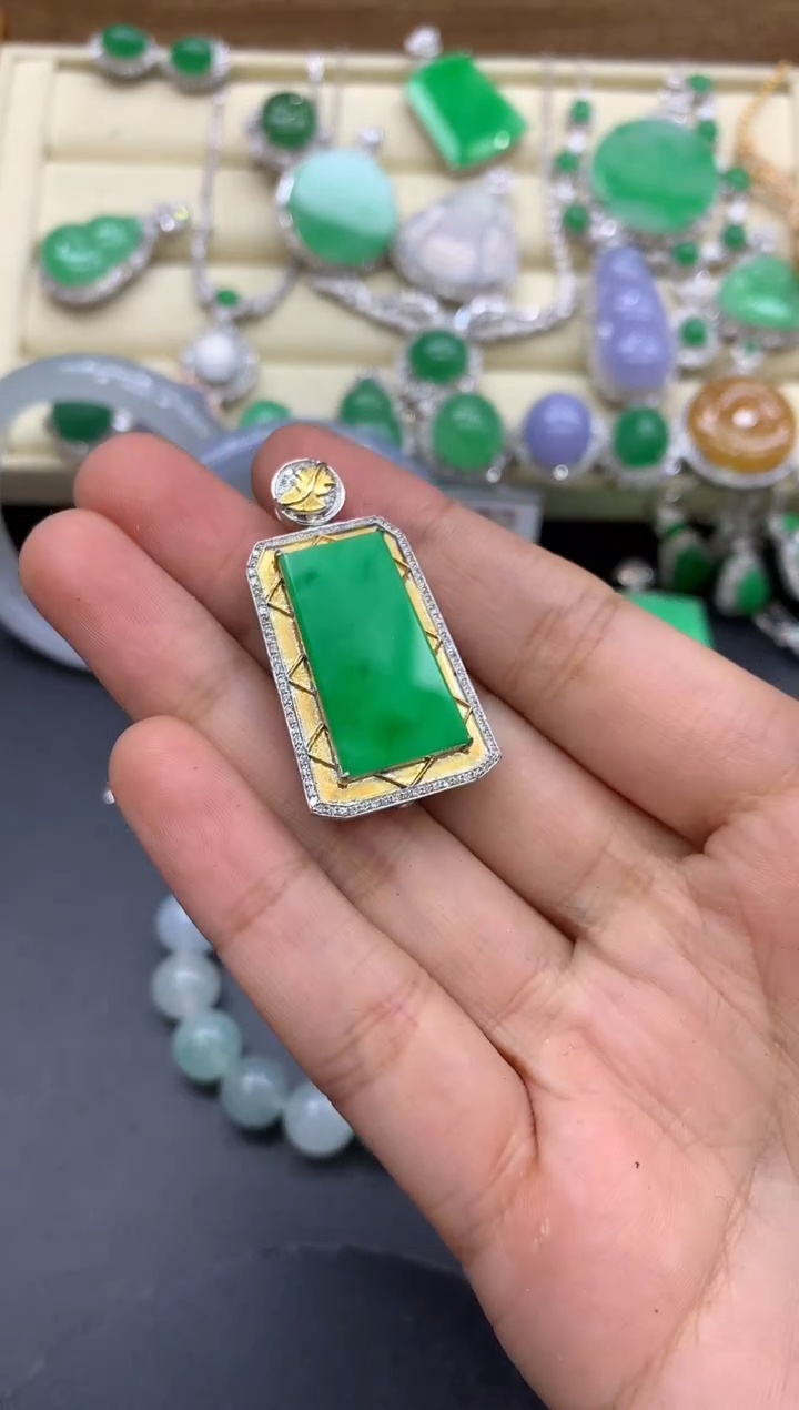 【闪购商品】翡翠颈饰18K金镶嵌644-中国好珍宝