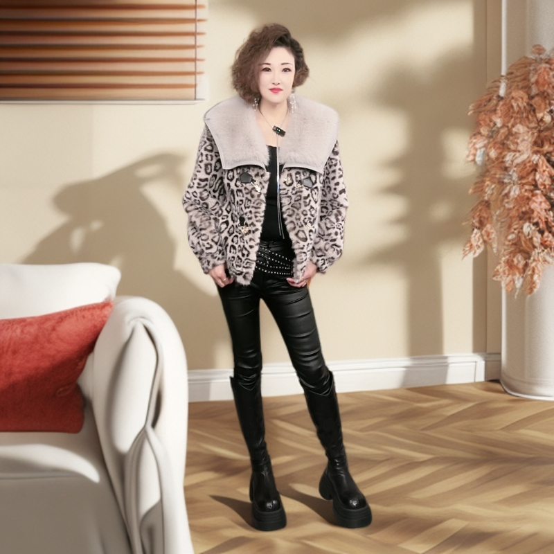 气质毛领豹纹冬季短款129短外套时尚女士毛绒保暖翻领皮毛中式裙