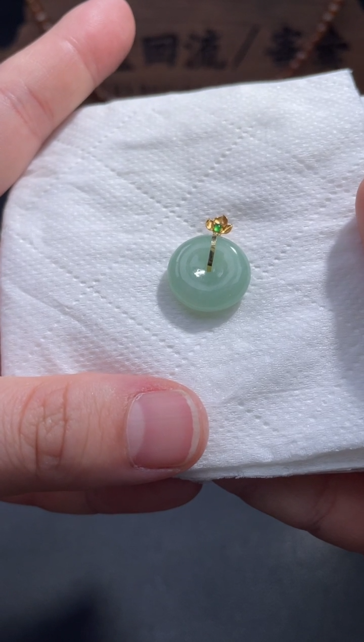 【闪购商品】翡翠颈饰18K金镶嵌30..........