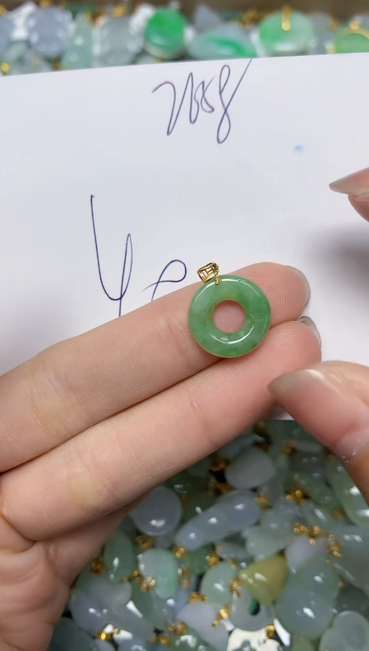 【闪购商品】翡翠颈饰18K金镶嵌天然翡翠A货