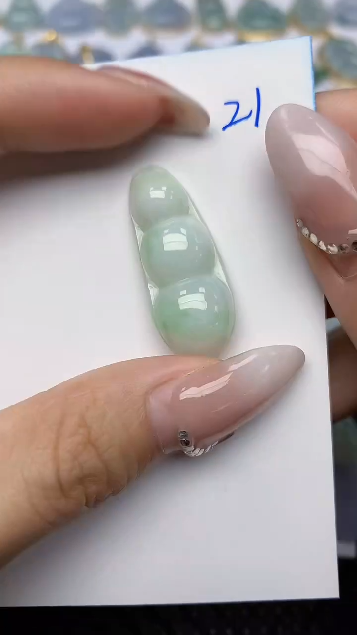 【闪购商品】翡翠颈饰18K金镶嵌天然翡翠A货