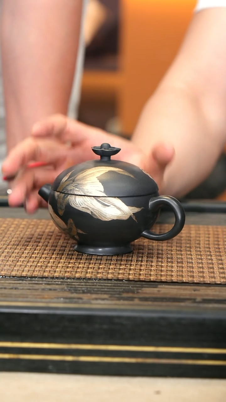 LJY42《双鱼·燕窝盅》金银错