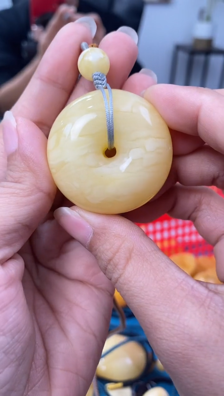 【闪购商品】琥珀裸石未镶嵌天然琥珀蜜蜡平安扣