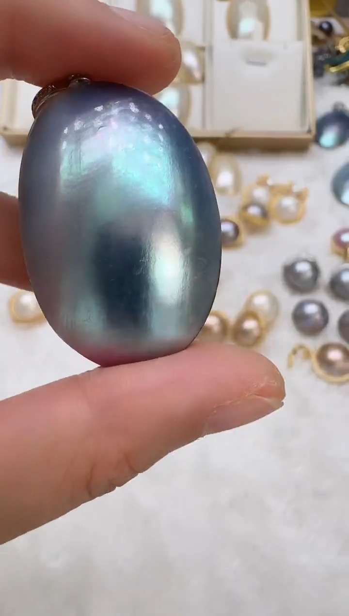 钛钢无光板蓝色吊坠