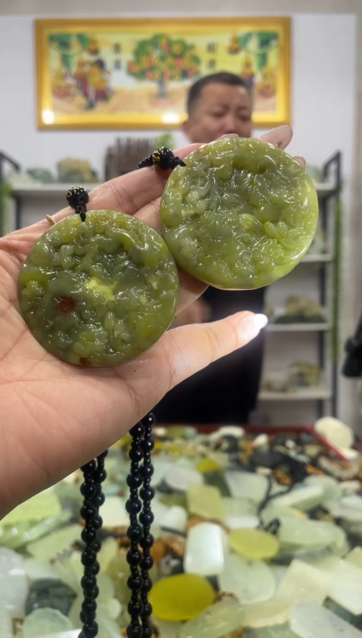 【闪购商品】岫玉吊坠未镶嵌多样性发货其中发一件