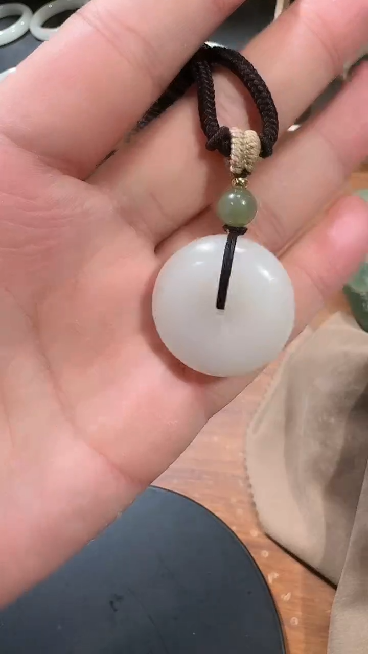 【闪购商品】和田玉吊坠未镶嵌1395平安扣