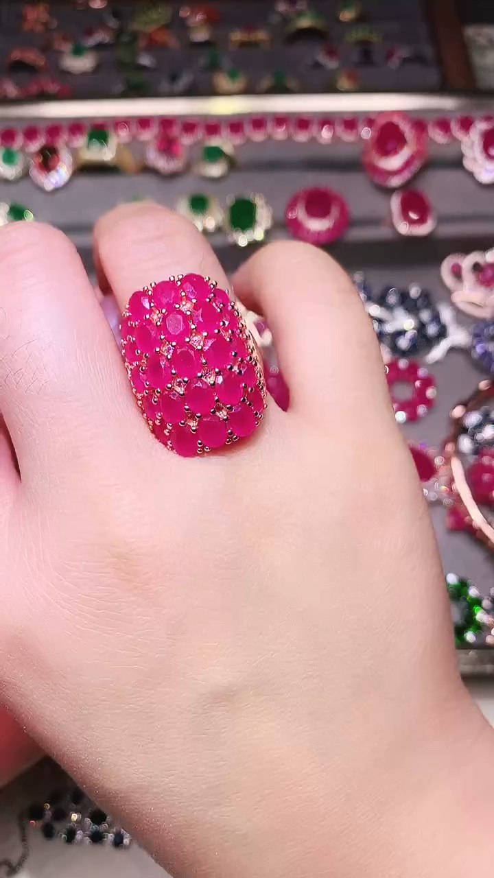 银S925镶嵌戒指红宝石....