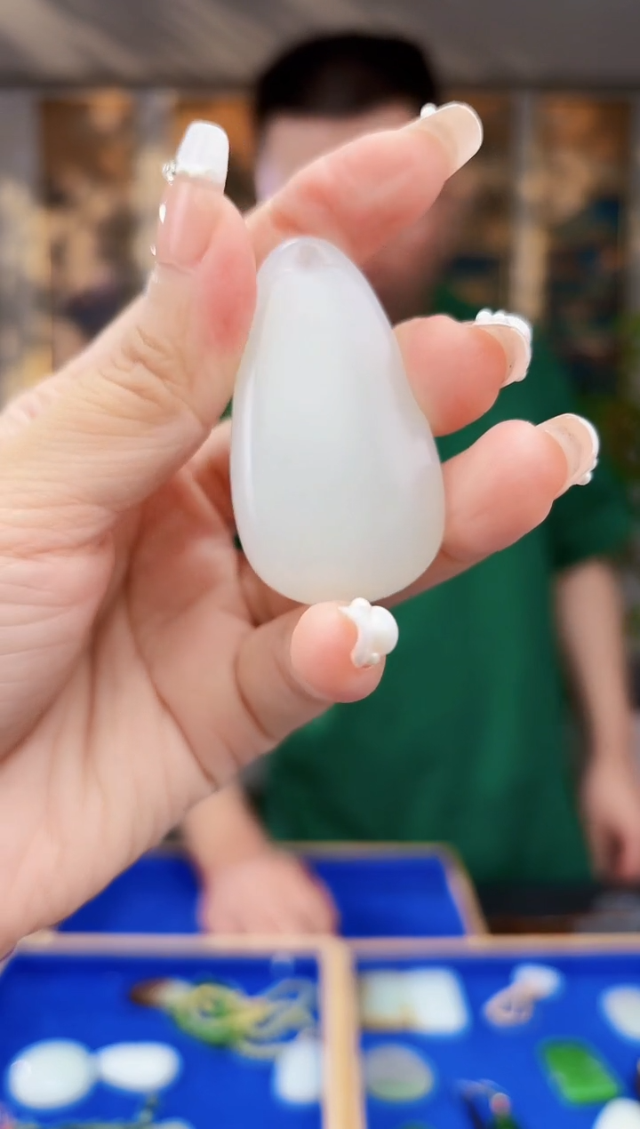 和田玉未镶嵌挂件拍一发一