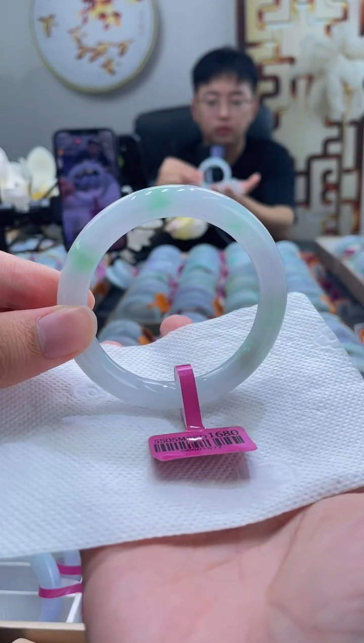 未镶嵌手镯翡翠105-55