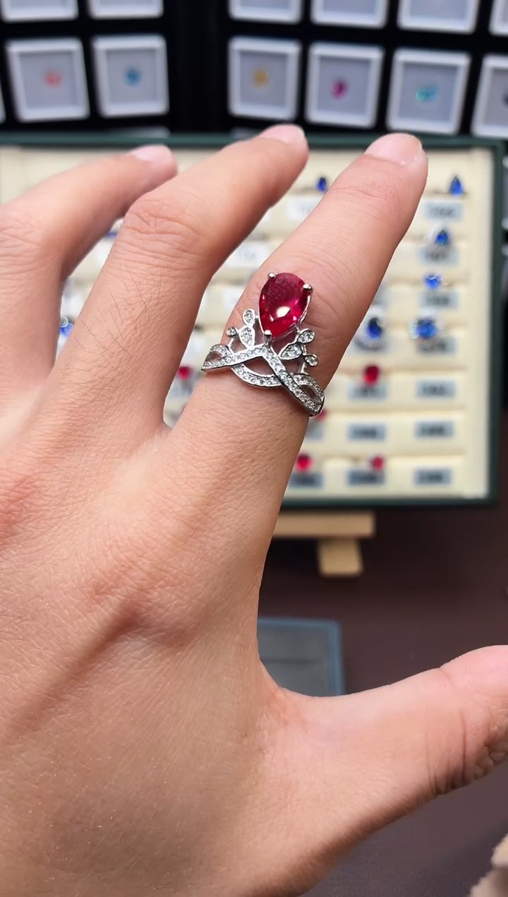 银S925镶嵌戒指红宝石1